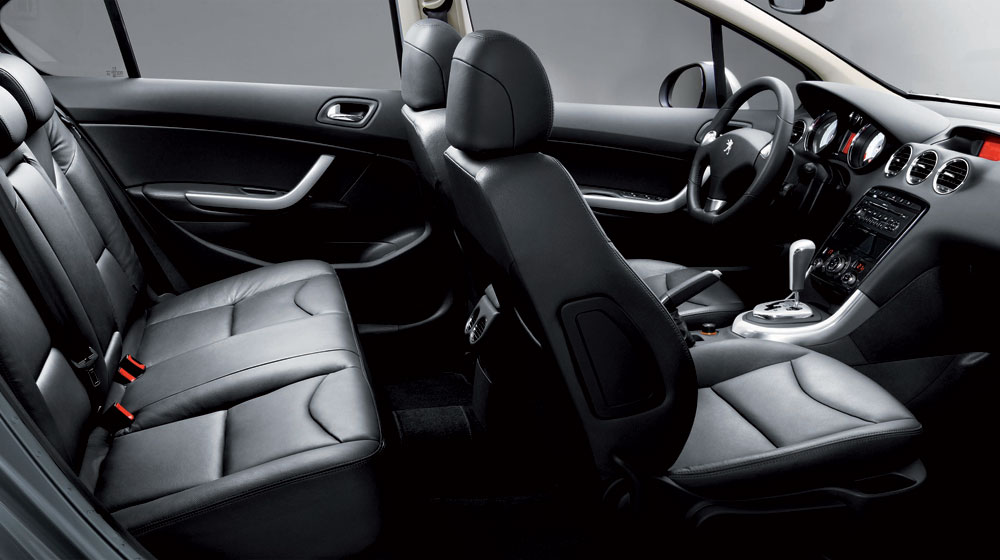 Thaco giới thiệu Peugeot 408 Premium, giá 958 triệu đồng Noi-that-ghe-da-cao-cap.jpg