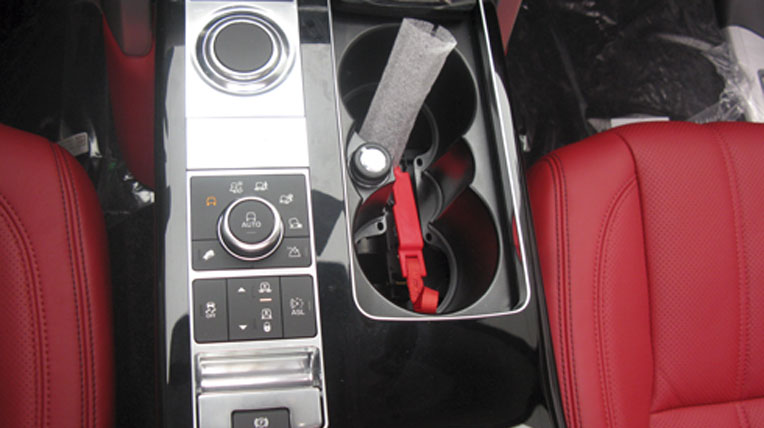 'Đập hộp' hàng độc Range Rover Autobiography tại Việt Nam Range-Rover-6-8156-1406802153.jpg