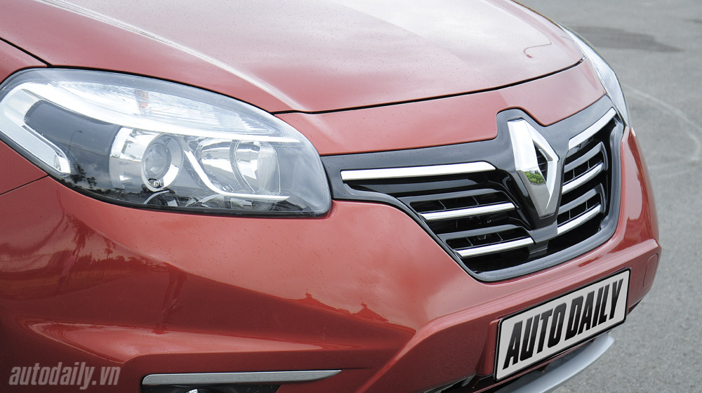 Thưởng thức tiện nghi trên Renault Koleos 2014 Renaut-Koleos-2014 (39).jpg