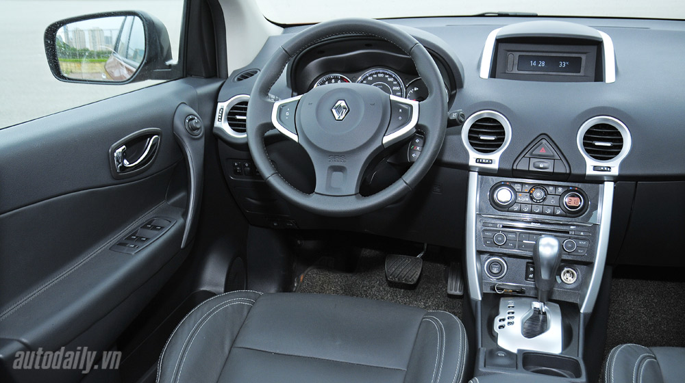 Thưởng thức tiện nghi trên Renault Koleos 2014 Renaut-Koleos-2014 (44).jpg