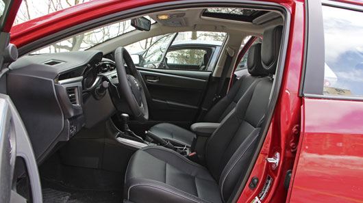 So sánh Honda Civic 2014 và Toyota Corolla 2014 So-sanh-Civic-voi-Corolla-4.jpg