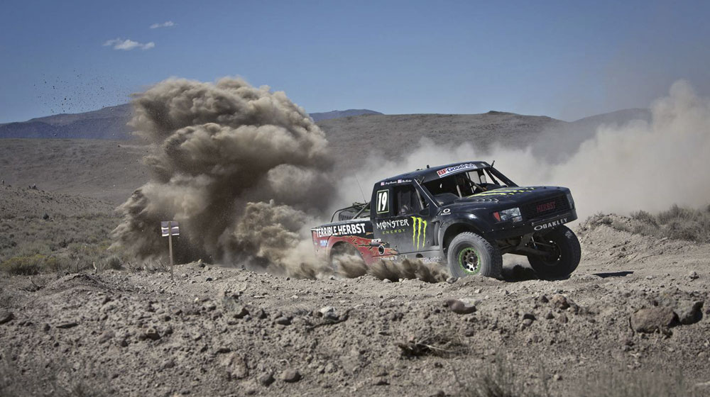 Tham quan Terrible Herbst Motorsport – mảnh đất của xe Off-road Terrible-Herbst-Motorsports-Drift.jpg