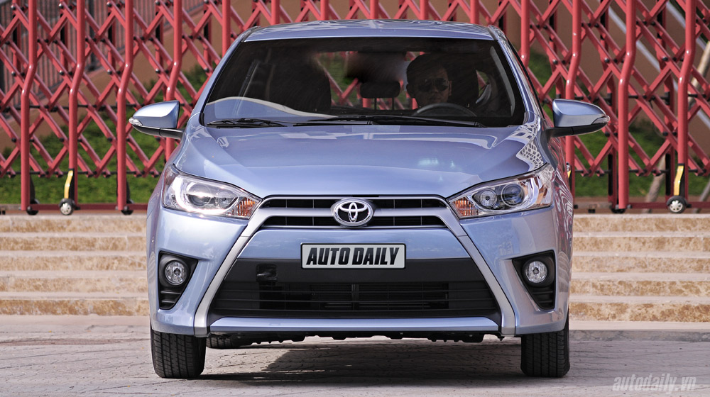 6 tháng, ô tô nhập khẩu tăng hơn 50% Toyota-Yaris-2014 (9).jpg