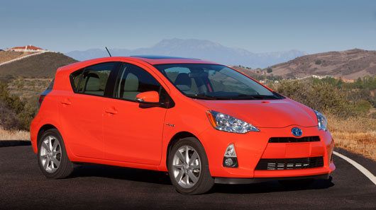 Toyota Camry và nhiệm vụ “Waku-doki” Toyota-san-sang-dua-lai-cam-hung-Camry-4.jpg