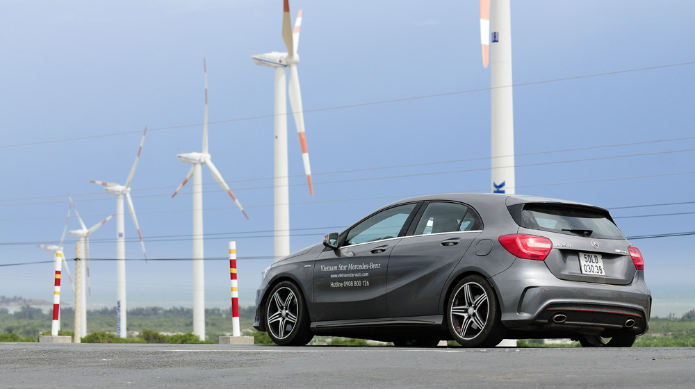 Mercedes-Benz A250 AMG: Xe hatchback “siêu tốc” _AUT6007-1.jpg