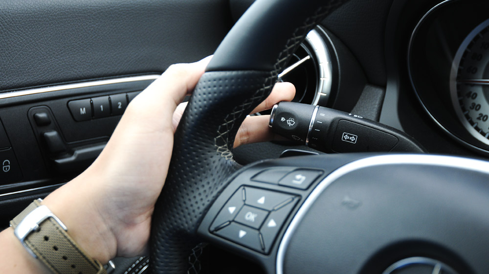 Mercedes-Benz CLA200: Xe coupe 4 cửa hoàn hảo cho giới trẻ _AUT6025.jpg