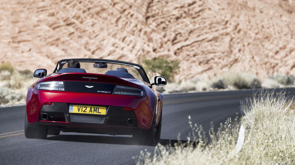 Aston Martin V12 Vantage S Roadster lộ diện aston-martin-v12-vantage-s-roadster (2).jpg