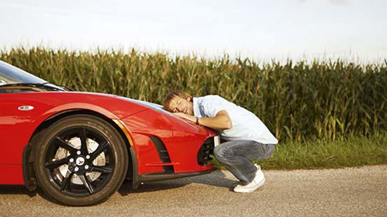 Mê ôtô, đàn ông cho vợ 