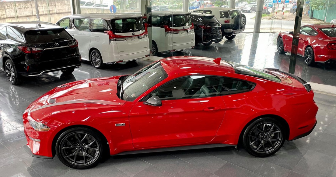 NGỰA HOANG Ford Mustang High Performance 2020 đầu tiên về Việt Nam
