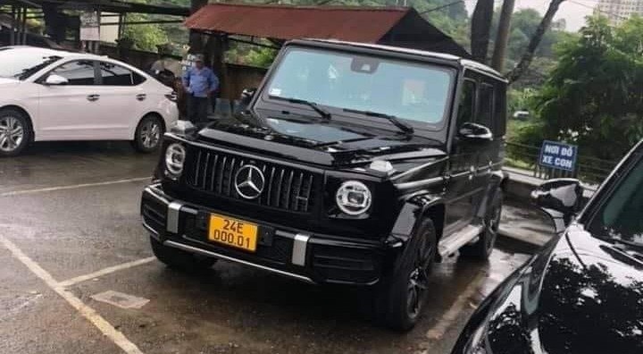 Mercedes-AMG G63 hơn 10 tỷ đăng kí chạy dịch vụ tại Lào Cai