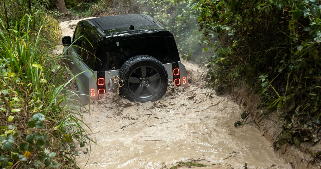 2020 Land Rover Defender 90 OFF ROAD - Xứng danh huyền thoại