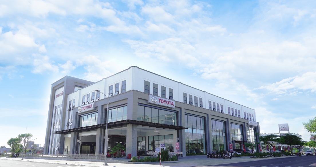 Ra mắt đại lý Toyota Dũng Tiến Phú Yên