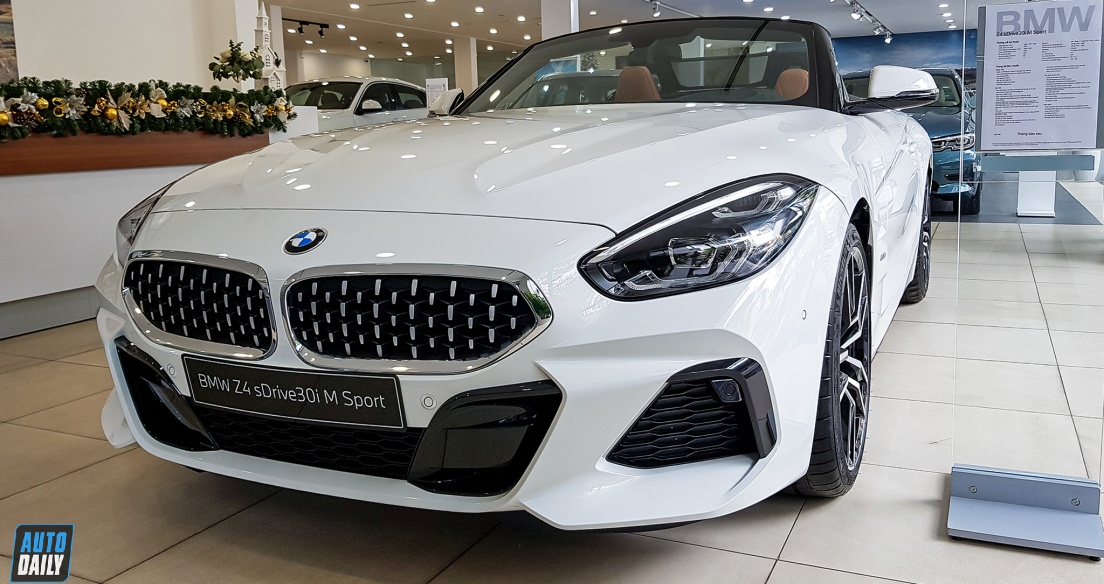 Diện kiến BMW Z4 sDrive 30i 2020 chính hãng giá khoảng 3,3 tỷ đồng