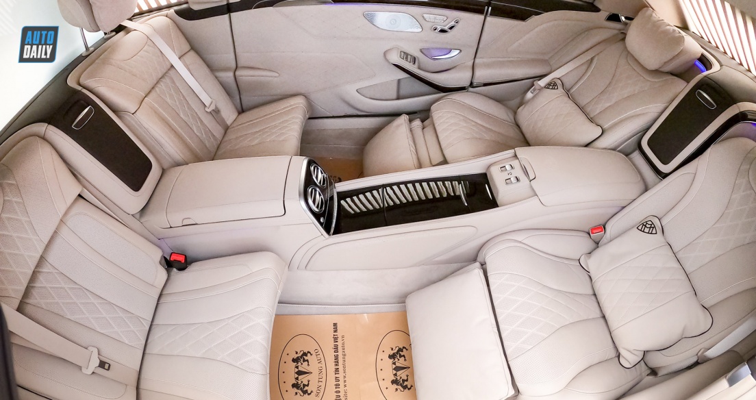 ĐỘT NHẬP nội thất 3 khoang CỰC ĐỈNH của Mercedes Maybach S650 Pullman 2020 đầu tiên tại Việt Nam