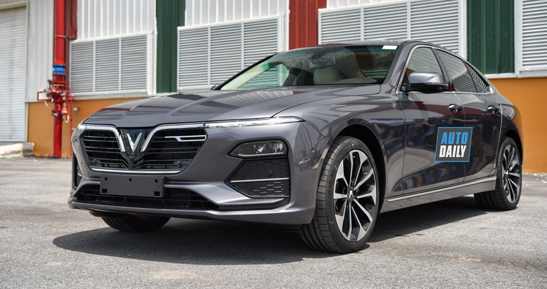 Vượt Camry, VinFast Lux A2.0 dẫn đầu phân khúc Sedan tầm giá 1 tỷ năm 2020