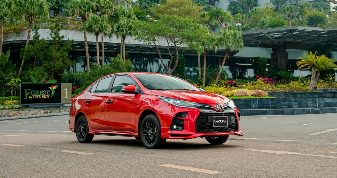 Tháng 2/2021: Doanh số xe Toyota Việt Nam giảm mạnh, đạt 2.451 xe
