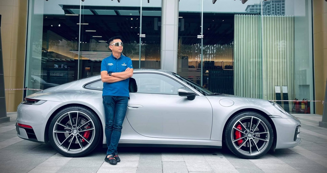 Lọt vào Studio triệu đô Porsche Hà Nội
