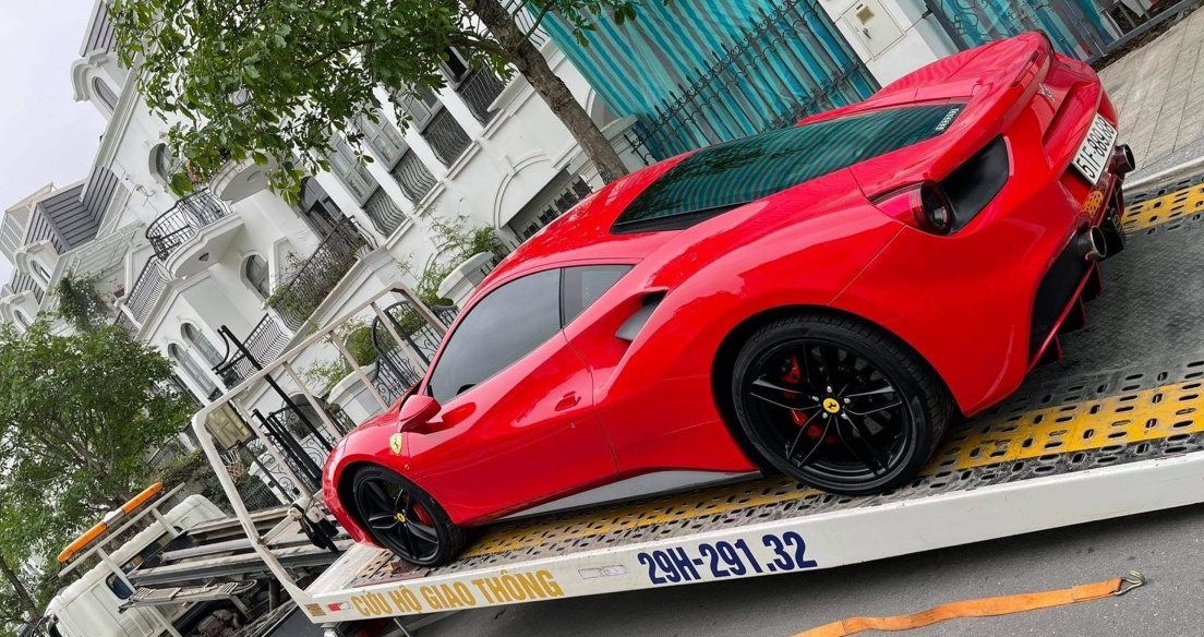 Ca sĩ Tuấn Hưng bán Ferrari 488 GTB biển đẹp