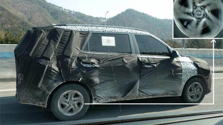 Kia sắp ra mắt mẫu MPV mới, giá mềm hơn nhiều so với Sedona