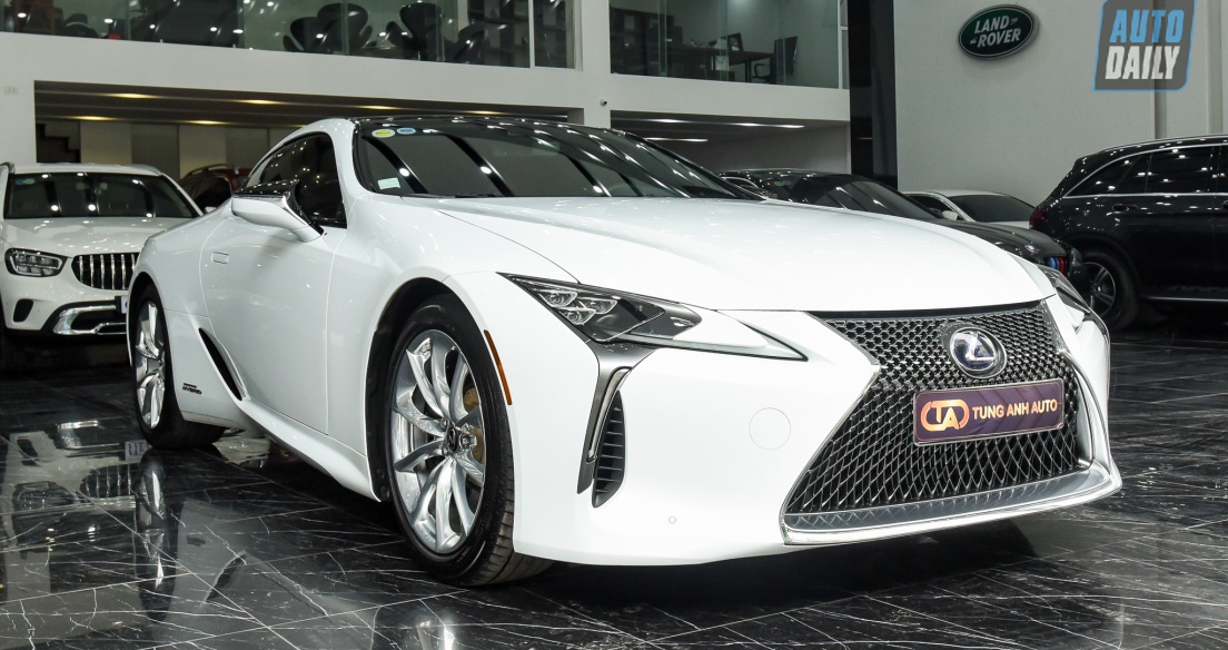 Lexus LC500h độc nhất Việt Nam chào bán lại giá hơn 8 tỷ
