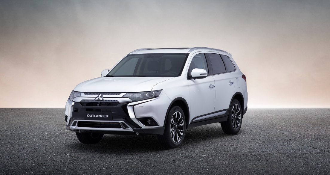 Tháng 5/2021: Khách hàng mua xe Mitsubishi nhận nhiều ưu đãi hấp dẫn