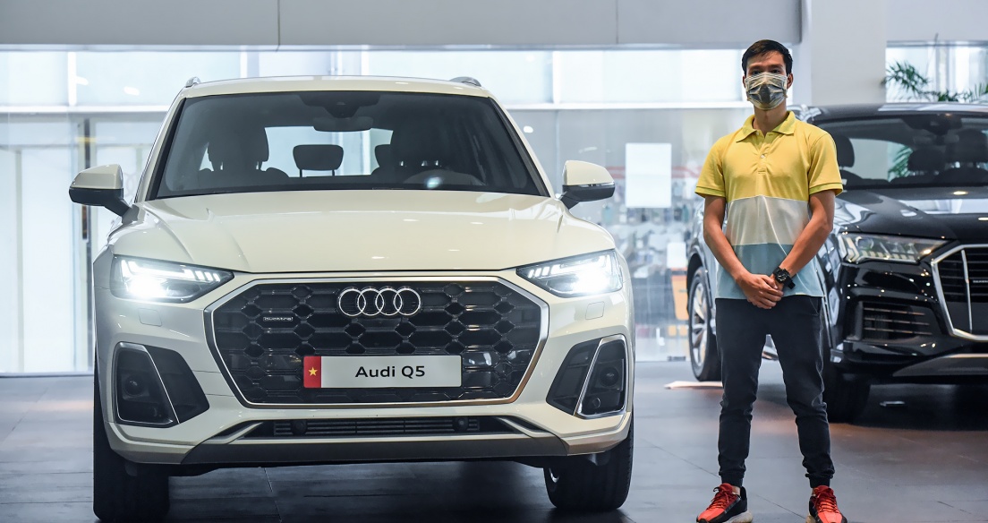 Khám phá chi tiết Audi Q5 S Line 2021, Mercedes GLC phải dè chừng