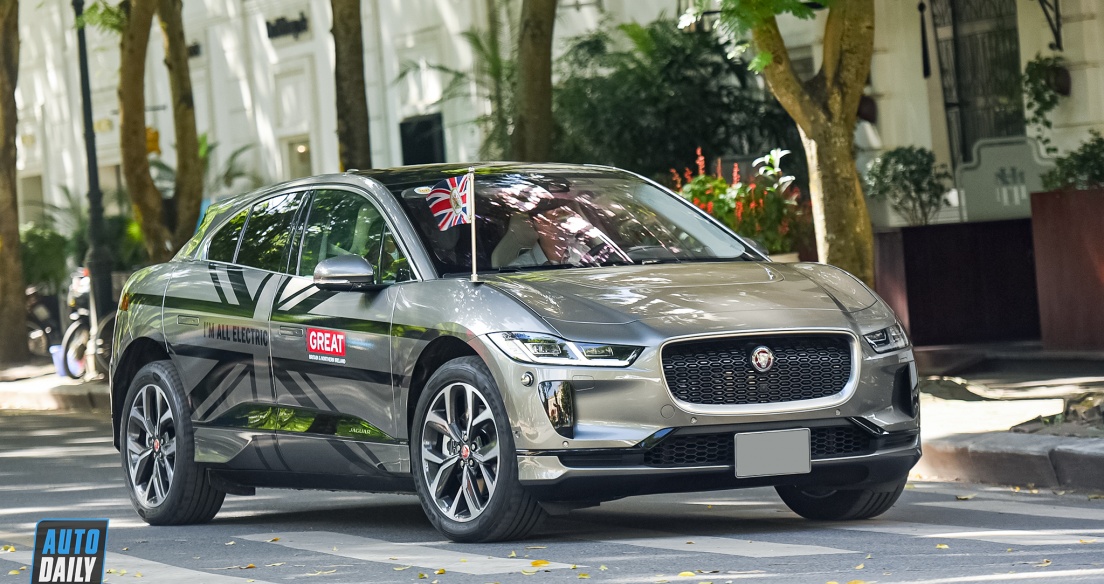 Xe điện Jaguar I-Pace độc nhất Việt Nam, một lần sạc đi hơn 400 km