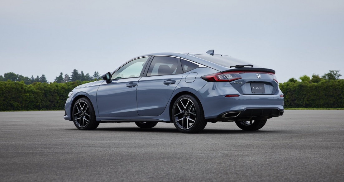 Honda Civic Hatchback 2022: Sự kết hợp của tính thực dụng với động cơ Turbo và hộp số sàn 6 cấp
