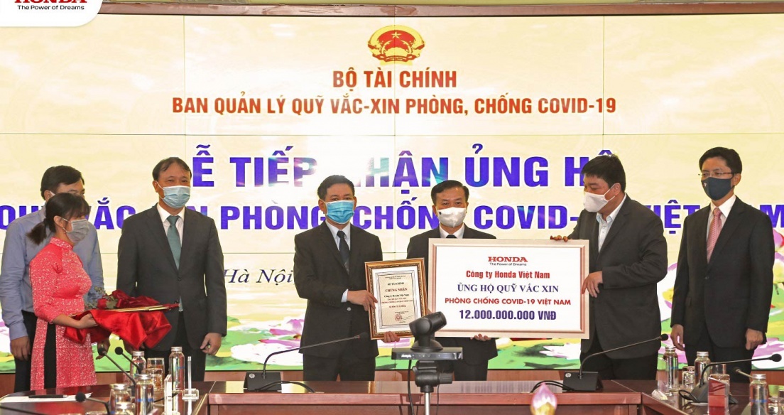 Honda Việt Nam ủng hộ 12 tỷ đồng vào “Quỹ vắc xin phòng COVID-19”