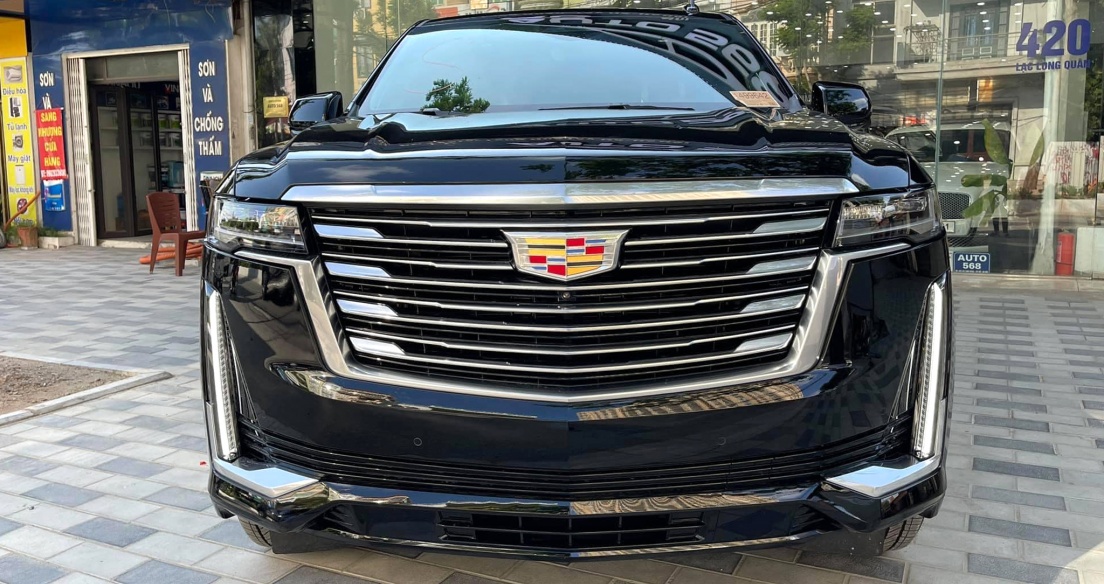 Cadillac Escalade Premium Luxury Platinum ESV 2021 đầu tiên về Việt Nam