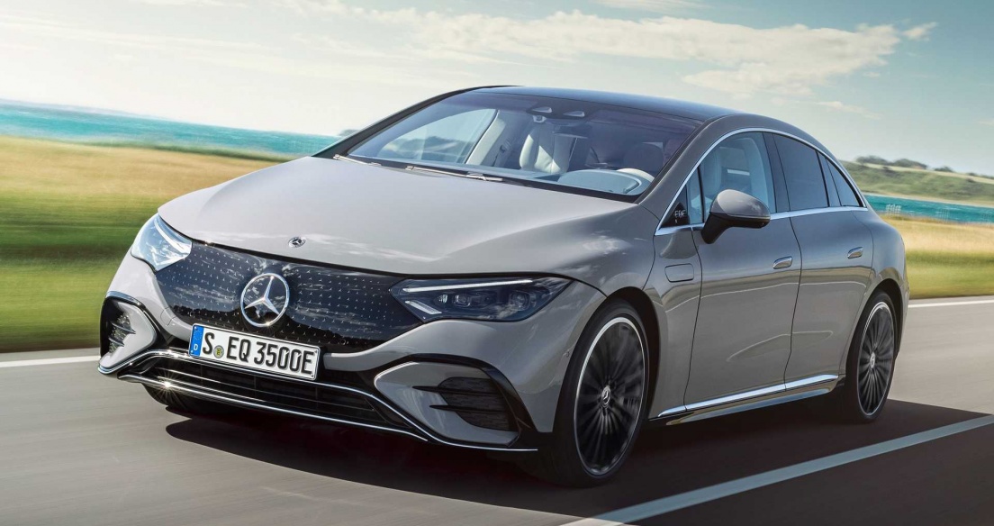 Mercedes EQE 2023 - E Class của kỷ nguyên xe điện - tự tin đối đầu Tesla