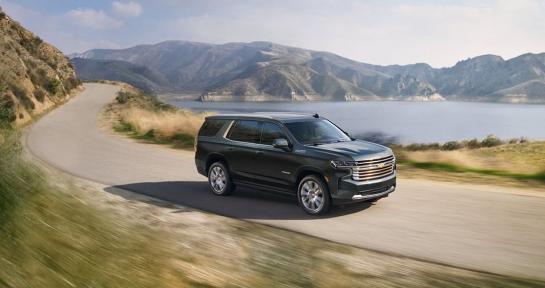 Chevrolet Suburban và Tahoe 2022: Mạnh mẽ hơn, an toàn hơn