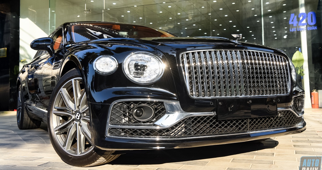 Chi tiết Sedan siêu sang Bentley Flying Spur 2021 tuỳ chọn 4 chỗ