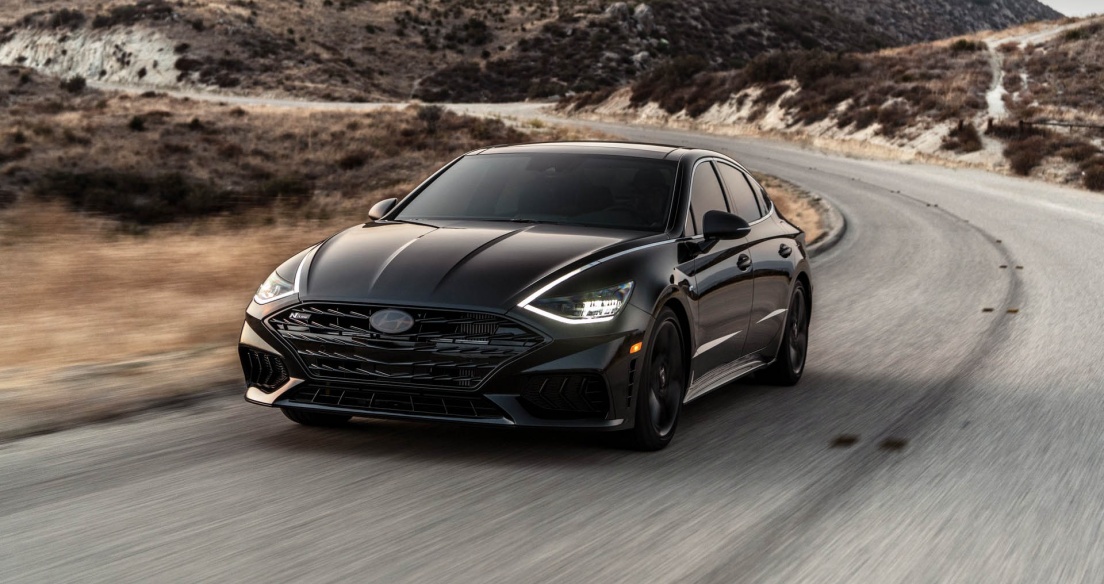 Hyundai Sonata N Line Night Edition 2022 giới hạn 1.000 chiếc, giá dưới 35.000 USD