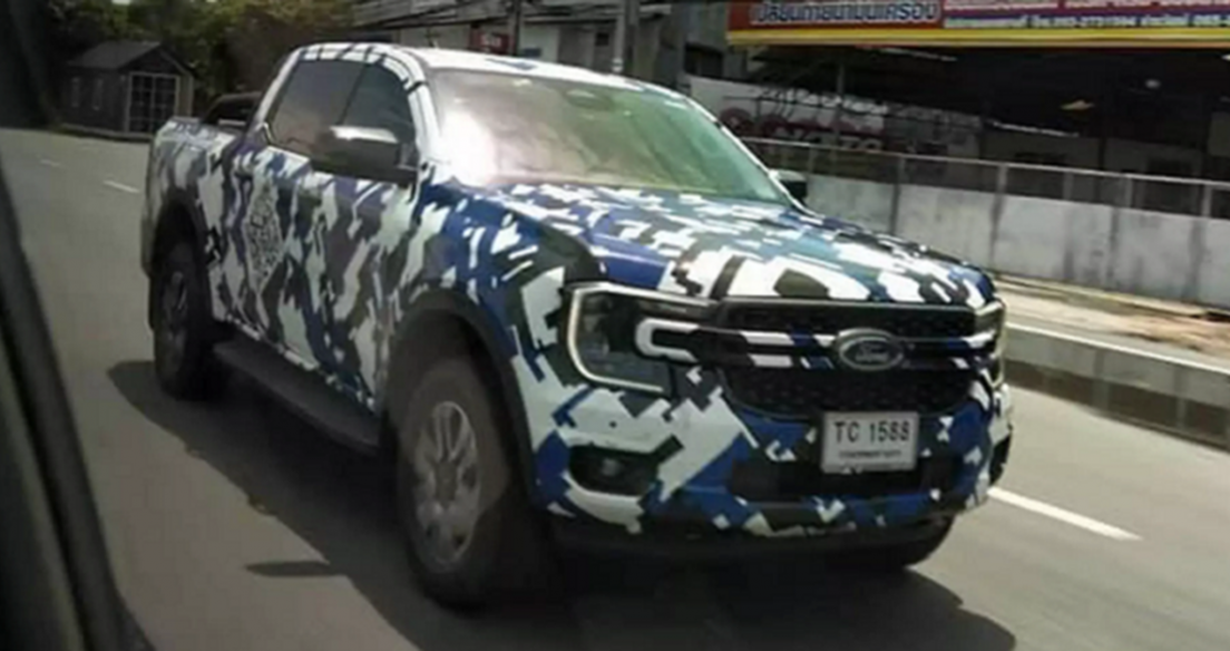 Ford Ranger 2022 bị bắt gặp ngoài đường, thiết kế giống Maverick