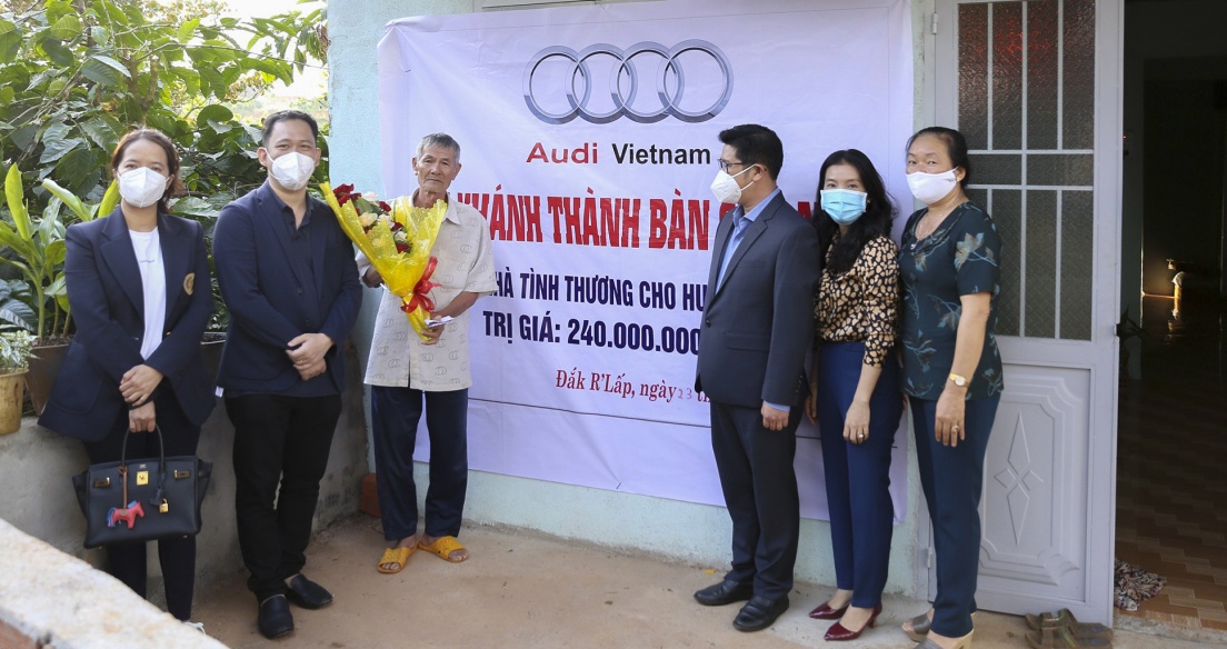 Audi Việt Nam tặng nhà tình nghĩa cho người khó khăn tại Đắk Nông