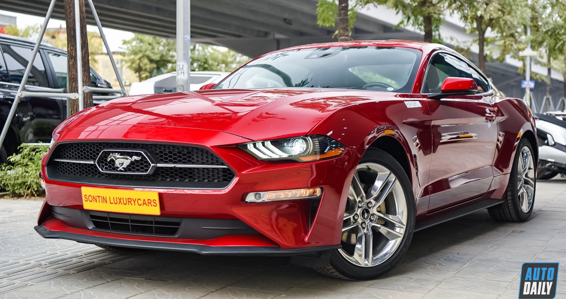 Chi tiết Ford Mustang Premium 2021 giá hơn 3 tỷ tại Việt Nam