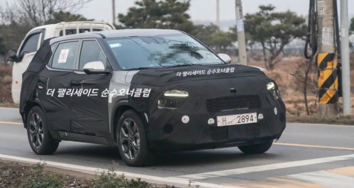 Kia Seltos Facelift lần đầu lộ diện trên đường chạy thử, có thêm bản Hybrid