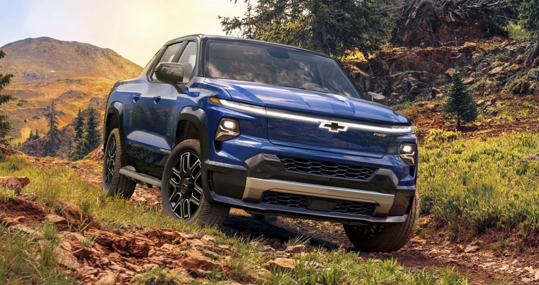 Chevrolet Silverado EV 2024 ra mắt, bán tải chạy điện mạnh 664 mã lực