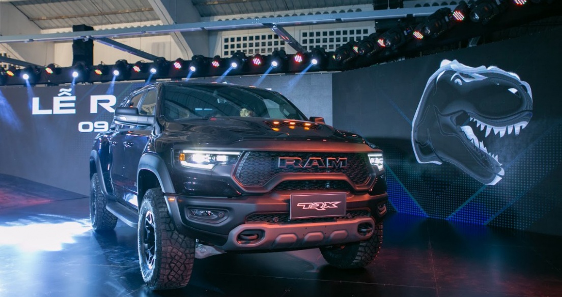 Jeep Vietnam Automobiles khai trương showroom 3S mới và ra mắt RAM TRX