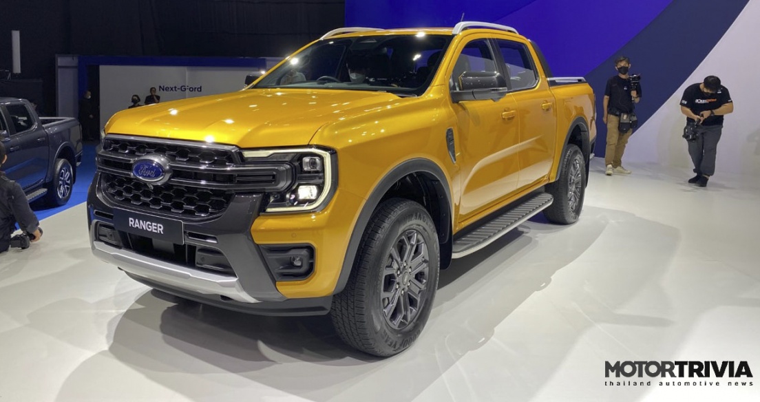 Ford Ranger 2023 chốt giá từ 633 triệu tại Thái Lan