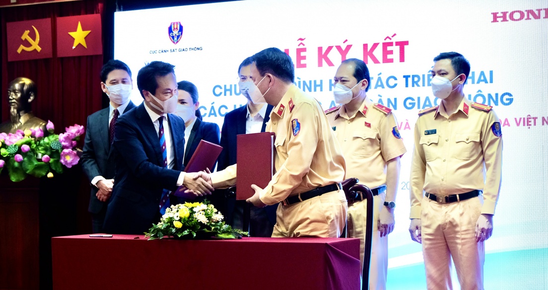 Honda Việt Nam và Cục Cảnh sát giao thông ký kết Thỏa thuận chương trình hợp tác triển khai các hoạt động về ATGT giai đoạn 2022 - 2024