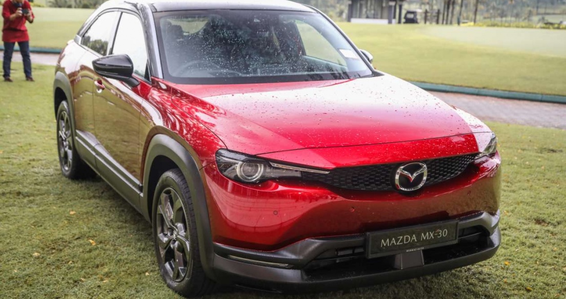 Xe điện Mazda MX-30 2022 ra mắt tại Malaysia, di chuyển 199 km/lần sạc