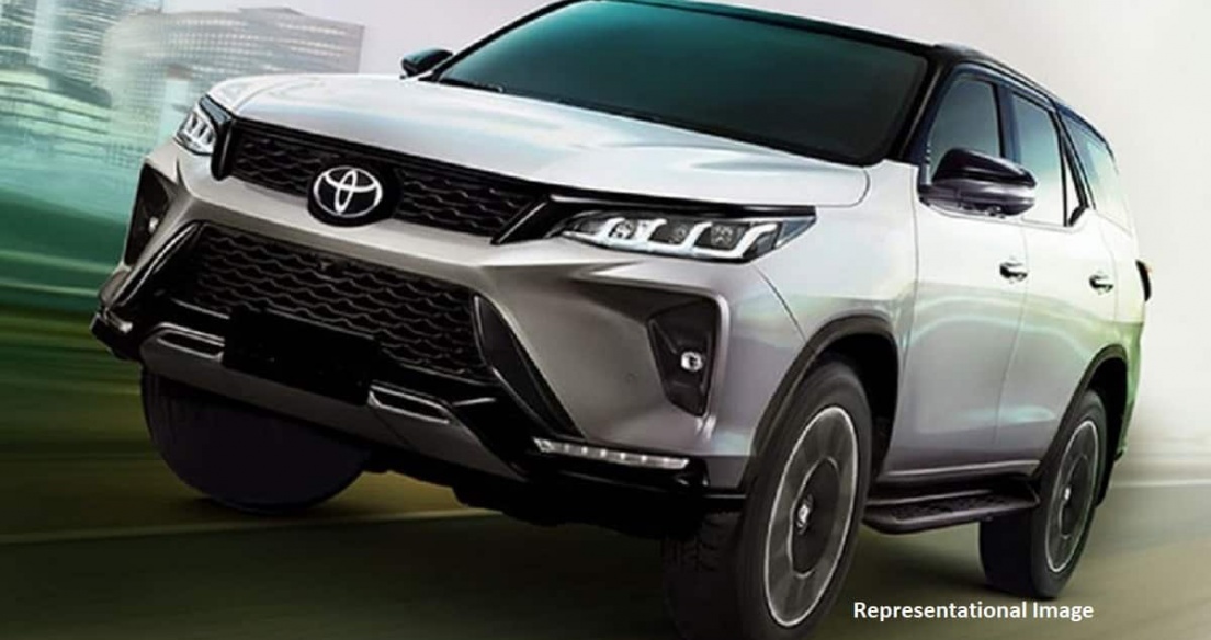 Toyota Fortuner thế hệ tiếp theo sẽ ra mắt vào năm 2023: Nền tảng mới, động cơ mới