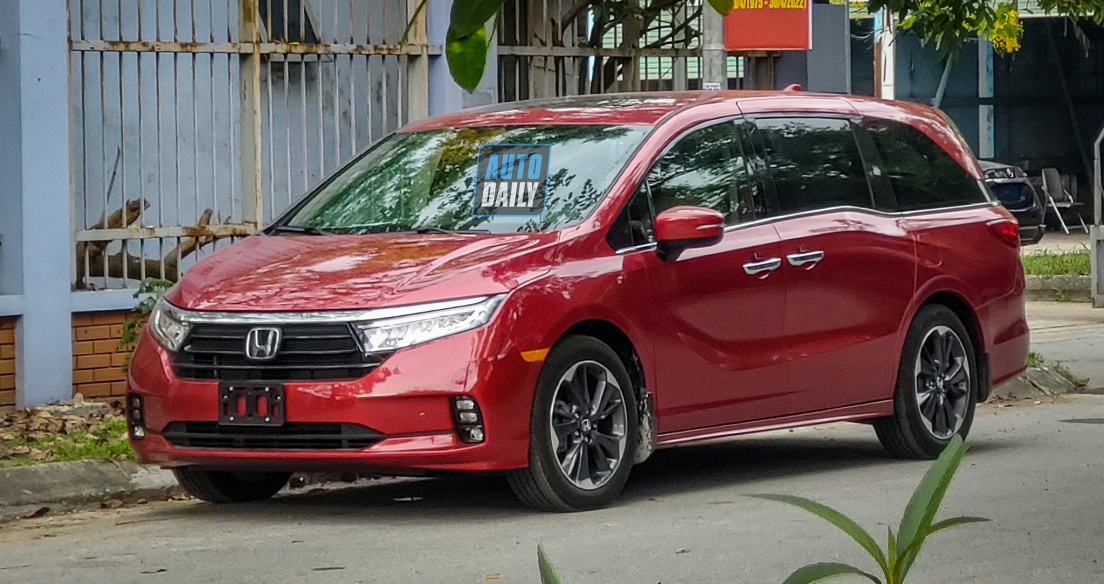 Honda Odyssey 2023 đầu tiên về Việt Nam, nhập nguyên chiếc từ Mỹ