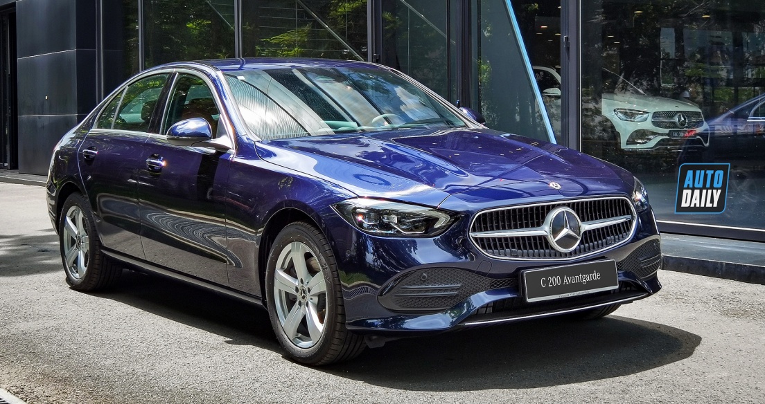 Chi tiết Mercedes-Benz C 200 Avantgarde 2022 giá 1,669 tỷ tại đại lý