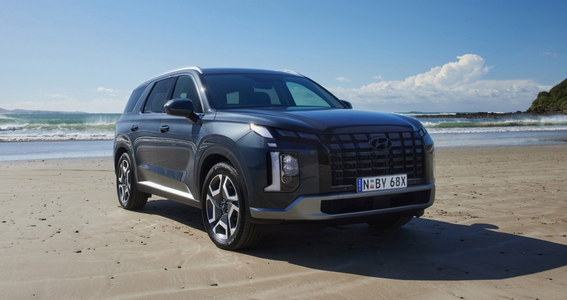 Hyundai Palisade 2023 bổ sung thêm nhiều tính năng, mãi chưa bán tại Việt Nam