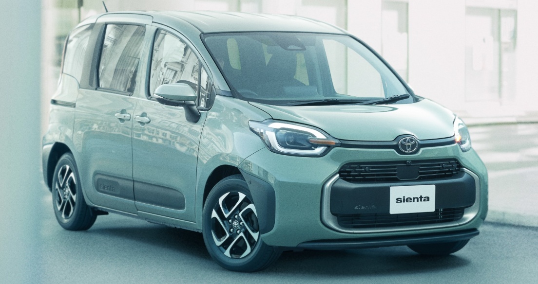 Toyota Sienta 2023 ra mắt: Mẫu minivan 3 hàng ghế dựa trên Yaris, giá cực hấp dẫn