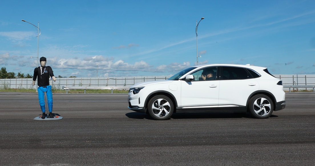 ADAS - Hệ thống hỗ trợ lái an toàn cao cấp ADAS VinFast VF8 - Quá oách!!!