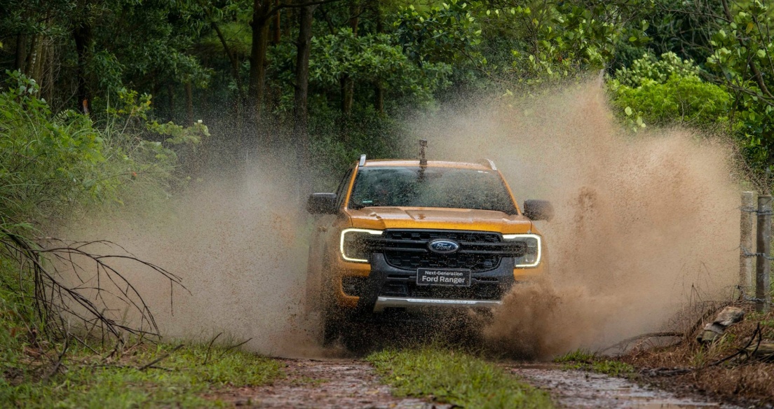 Ford Ranger 2023 off-road thế nào? Có an toàn và đáng tin cậy?